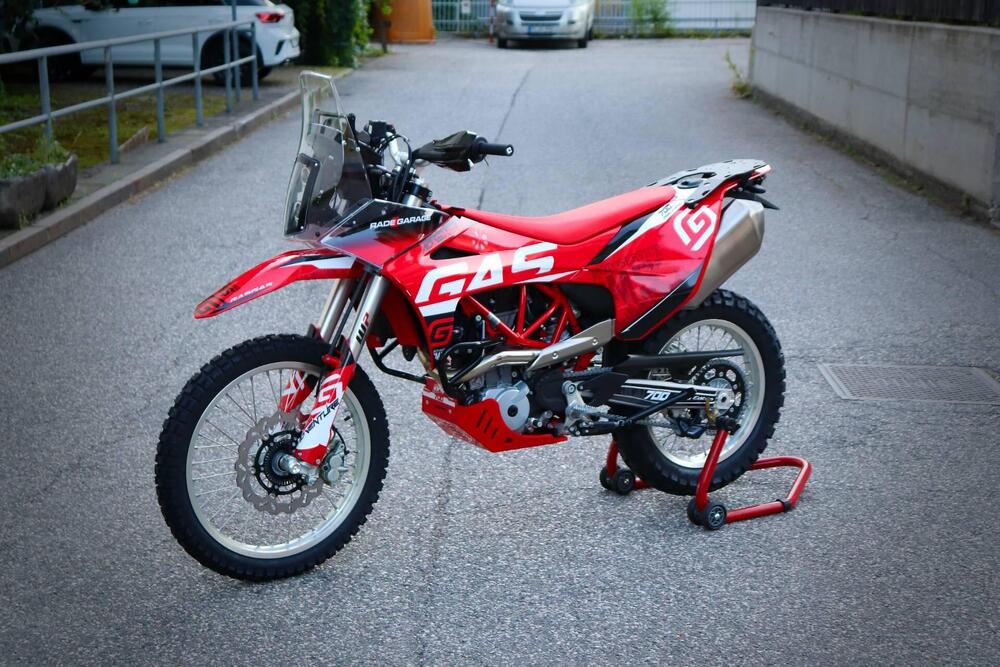 GASGAS ES 700 (2022 - 25) (5)