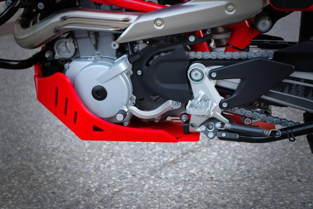 KTM 690 Enduro R (2022 - 25) (15)