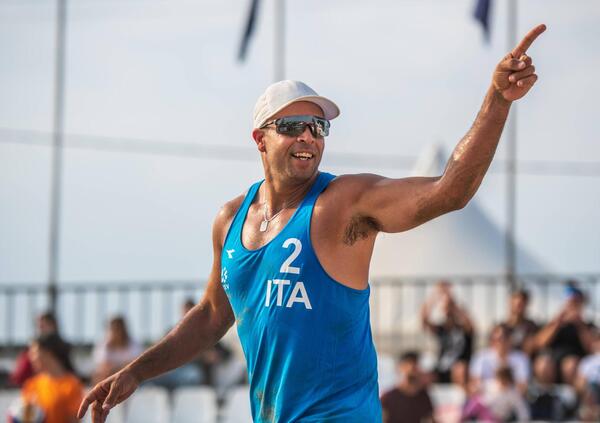 Ok, ma chi &egrave; Adrian Carambula: il giocatore di Beach Volley che sta facendo impazzire il web