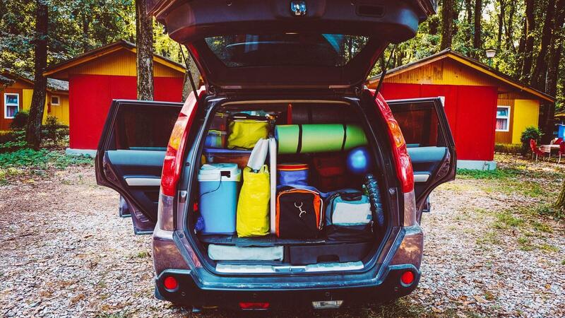 In partenza per le vacanze? Ecco tutto quello da portare in auto