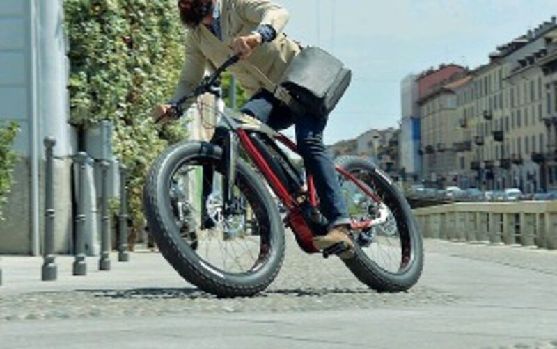 Telelaser contro le biciclette a velocit&agrave; folli: multa a Bereguardo 32 km/h