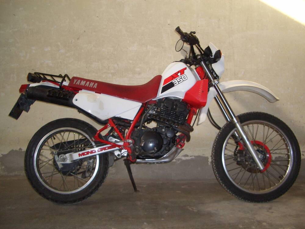 Yamaha XT350 (4)