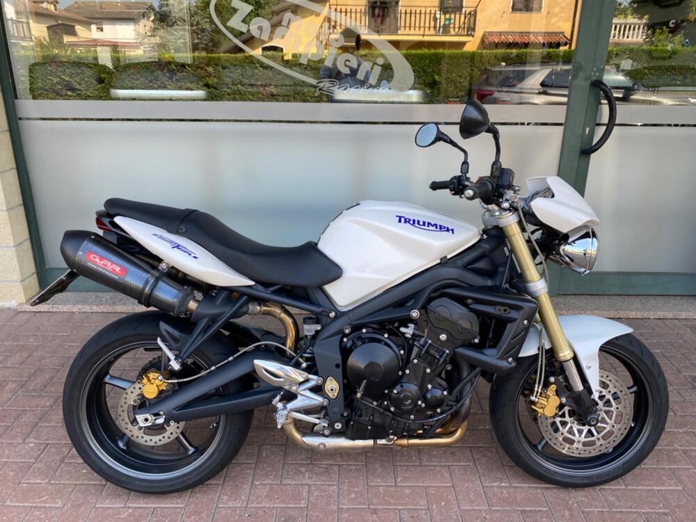 Triumph Street Triple (2013)