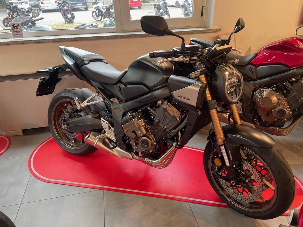 Honda CB 650 R (2024 - 25) (2)