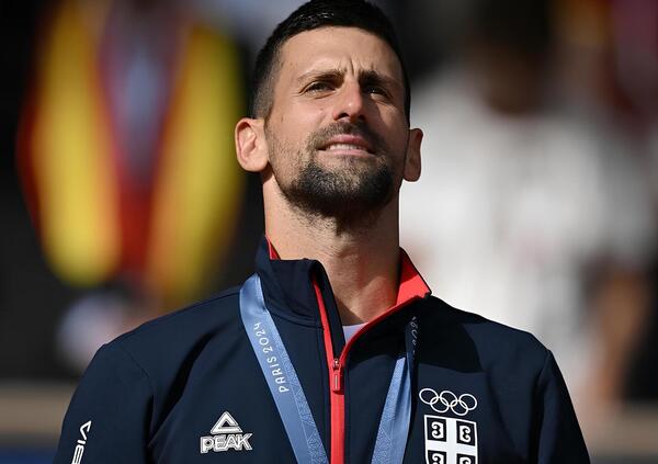 Djokovic, alle Olimpiadi l&rsquo;oro non &egrave; solo gloria e storia: ecco cosa dar&agrave; a Nole la Serbia per la medaglia dopo la vittoria su Alcaraz in finale a Parigi 2024