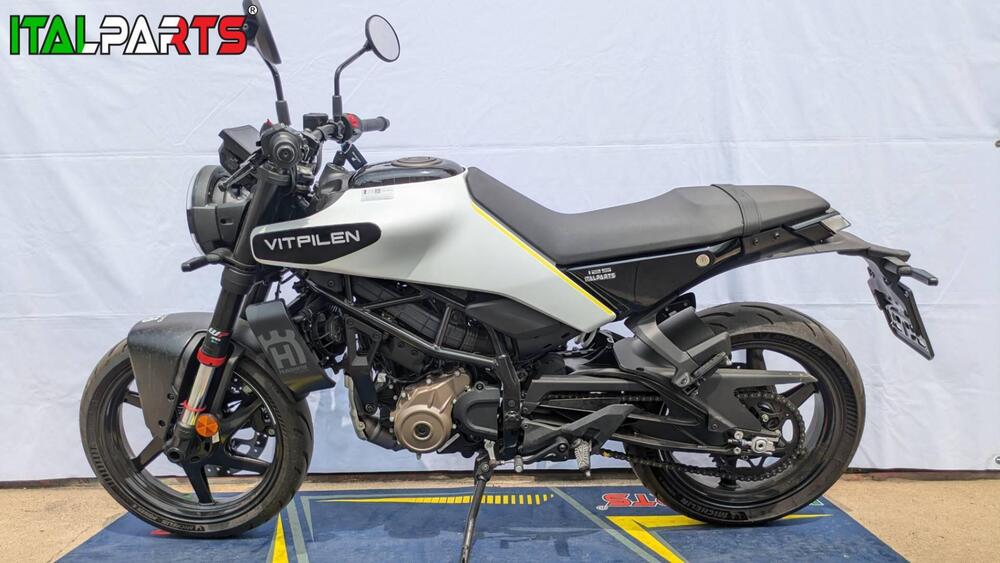 Husqvarna Vitpilen 125 (2024 - 25) (3)