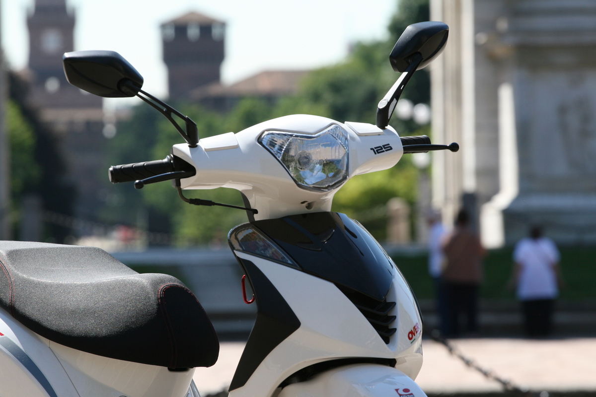 Scooter Brera 125 Scooter 125 Compatto KL Brera 125 2025 Moto E