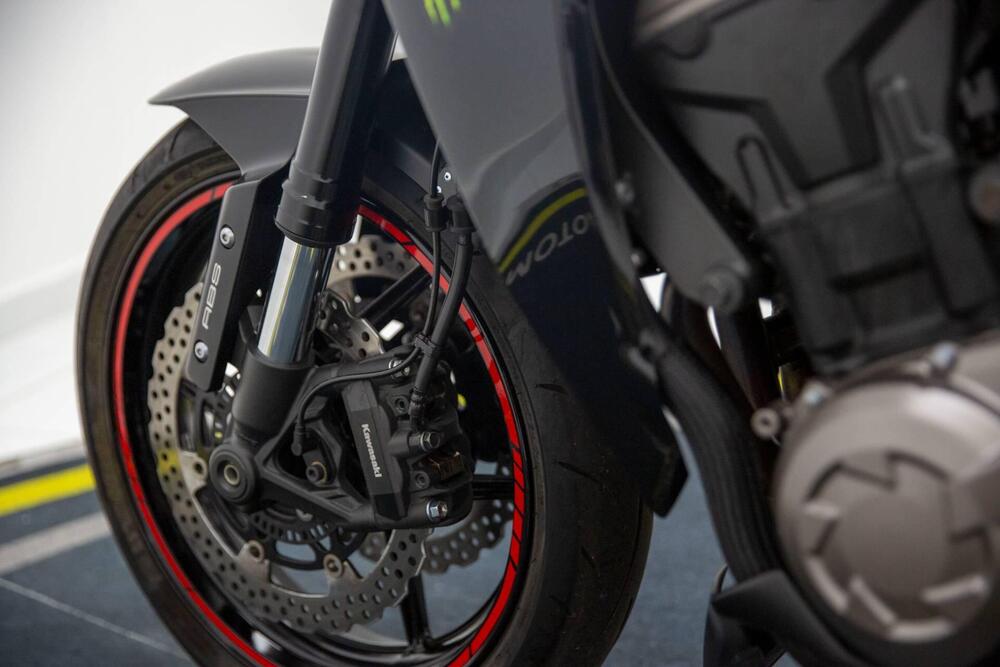 Kawasaki Z 1000 ABS (2014 - 16) (12)