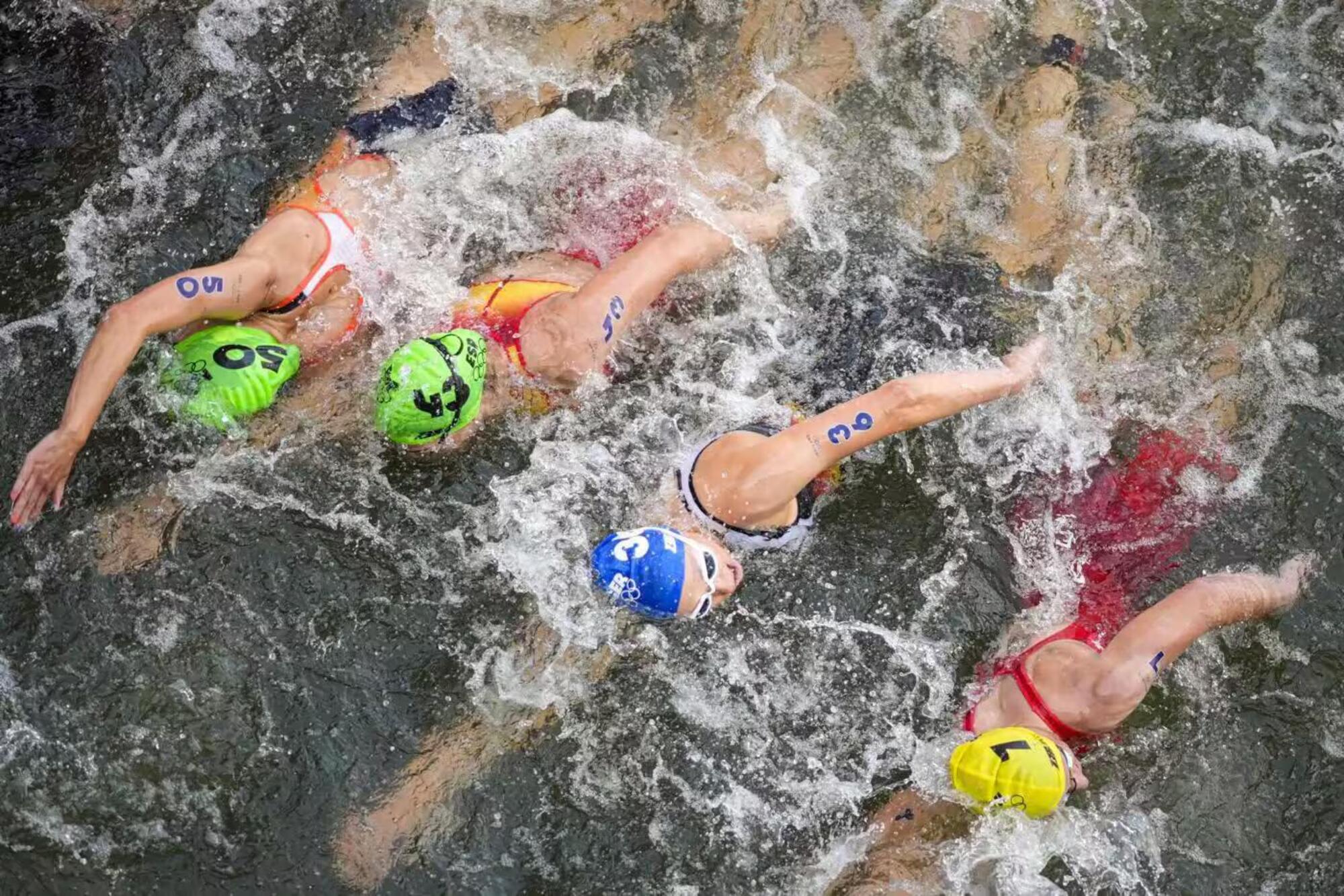 L&#039;inizio della dieci chilometri femminile alle Olimpiadi 2024