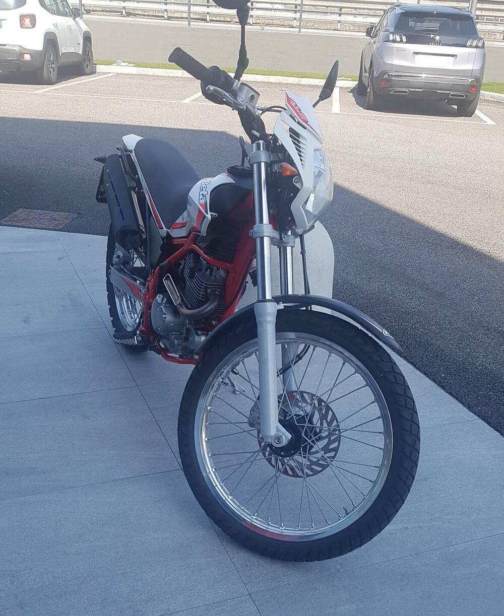 Betamotor Alp 200 (2021 - 25) (3)