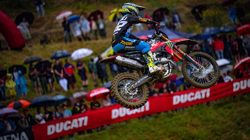 Ducati debutta in Olanda nel Mondiale Motocross con Tony Cairoli e la Desmo450 MX