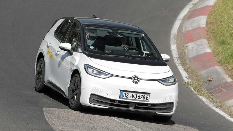 Volkswagen ID.2: l&#039;elettrica da 25.000 euro Made in Germany &egrave; in arrivo | Foto Spia