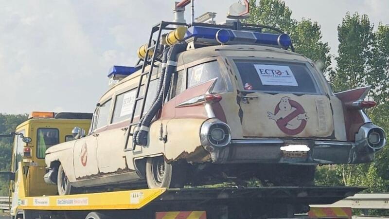 La Ecto-1 dei Ghostbusters &egrave; stata sequestrata, perch&eacute; era su un carro attrezzi?