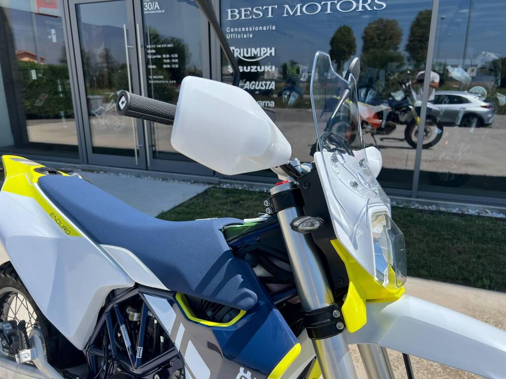 Husqvarna 701 Enduro (2023 - 25) (4)