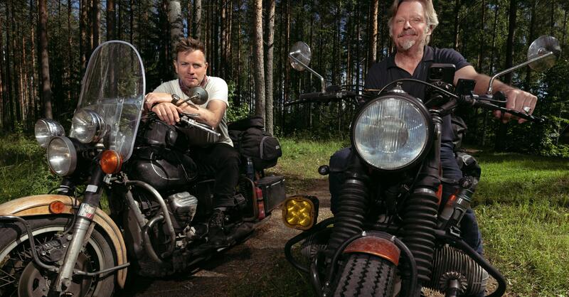 Ewan McGregor e Charley Boorman in partenza per la nuova &quot;Long Way&quot; su moto d&#039;epoca!