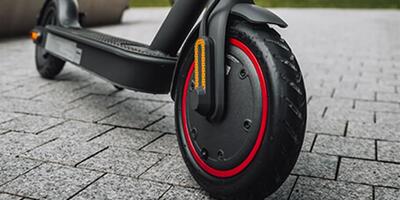 Ladro seriale sgominato: rubava bici e monopattini in vacanza