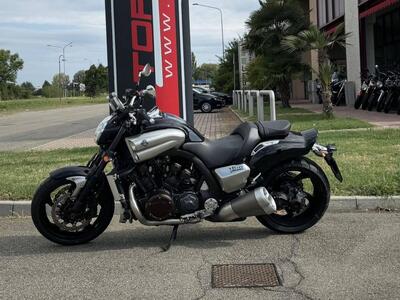 Yamaha VMAX (2008 - 17) usata