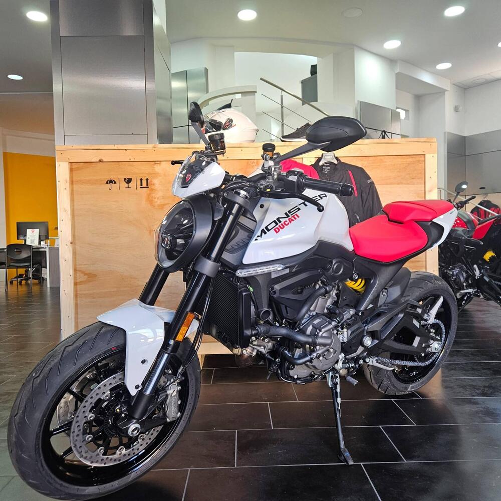 Ducati Monster 937 + (2021 - 25)
