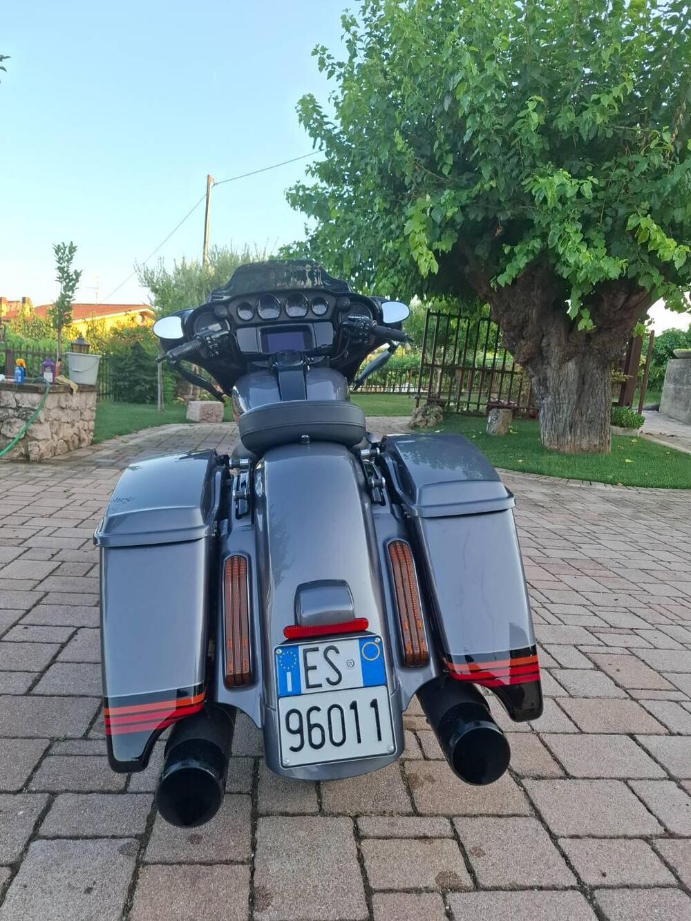 Harley-Davidson 117 Street Glide (2018 - 20) - FLHXSE (9)