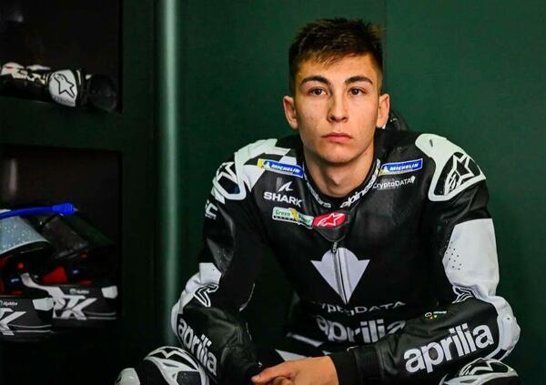 &quot;Maverick Vinales? Vede solo i difetti perch&eacute; ormai pensa al 2025&quot;: Raul Fernandez va gi&ugrave; diretto e&nbsp;difende&nbsp;Aprilia