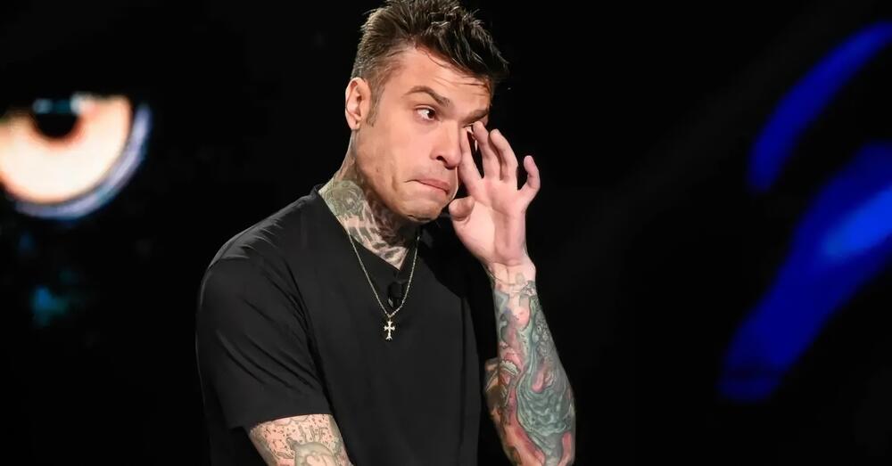 Fedez meglio di Chiara Ferragni? E allora perch&eacute; ha perso 50 mila follower in un mese? Nonostante il gossip con Garance e le altre, il feat con Emis Killa e la foto con Johnny Depp... Che succede?