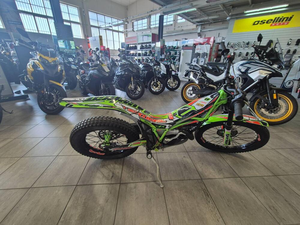 Vertigo Combat Vertical 300 (2019 - 20) (3)