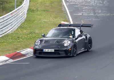 Porsche 911 GT3 RS: al Nurburgring è stato avvistato il facelift | Foto Spia 