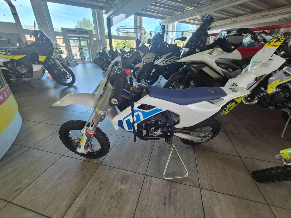 Husqvarna EE 5 (2021 - 22) (5)