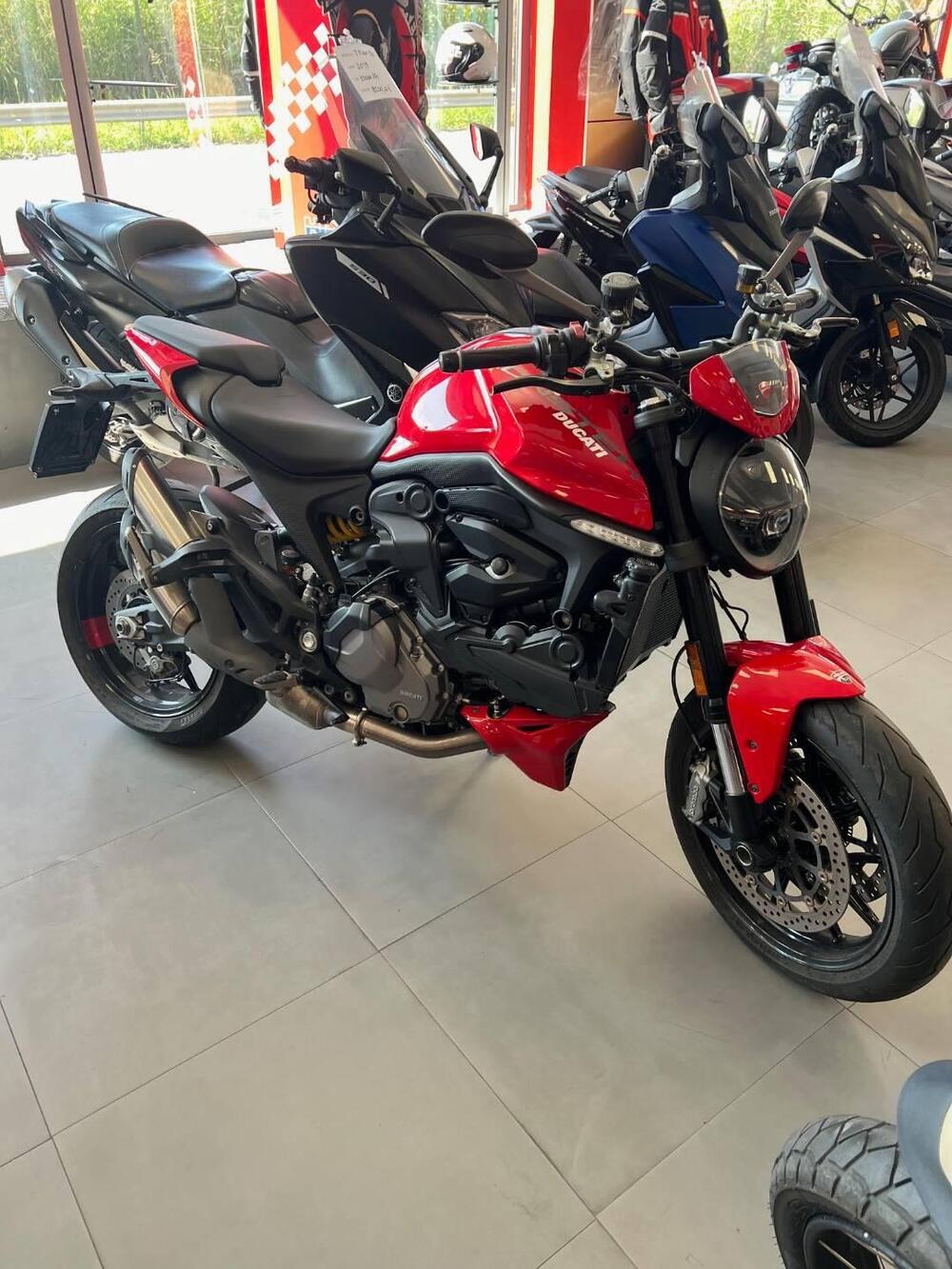 Ducati Monster 937 (2021 - 25) (2)