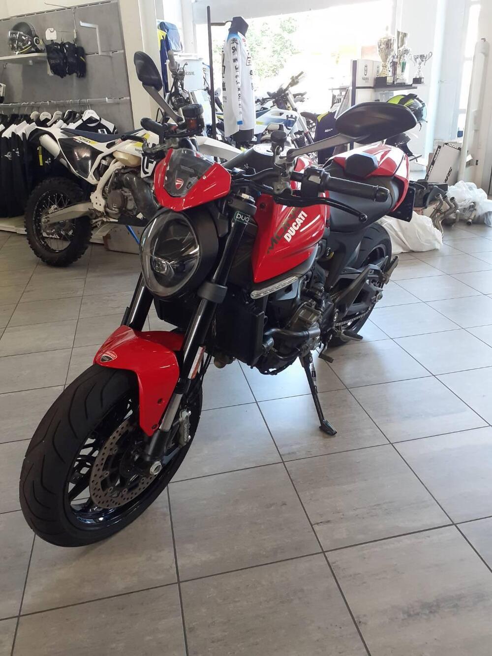 Ducati Monster 937 + (2021 - 25)