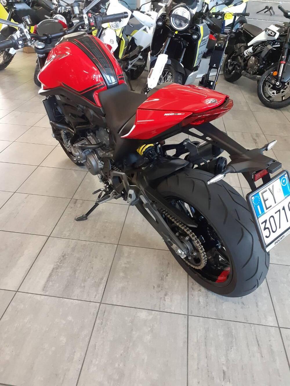 Ducati Monster 937 + (2021 - 25) (4)