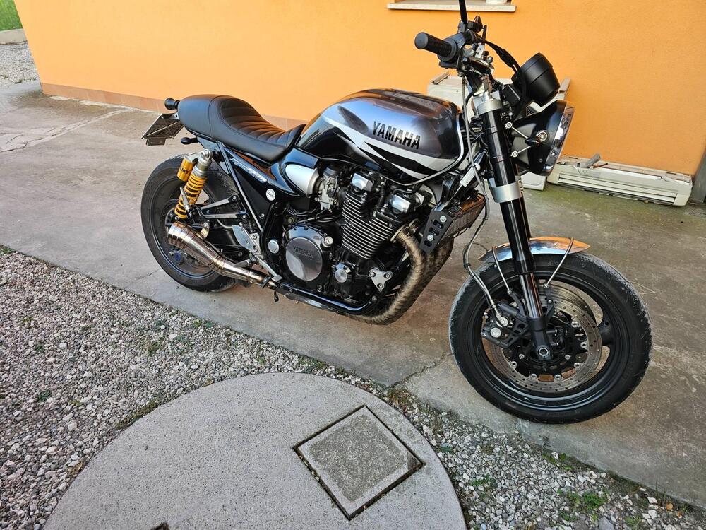 Yamaha XJR 1300 SP (1999 - 04) (3)