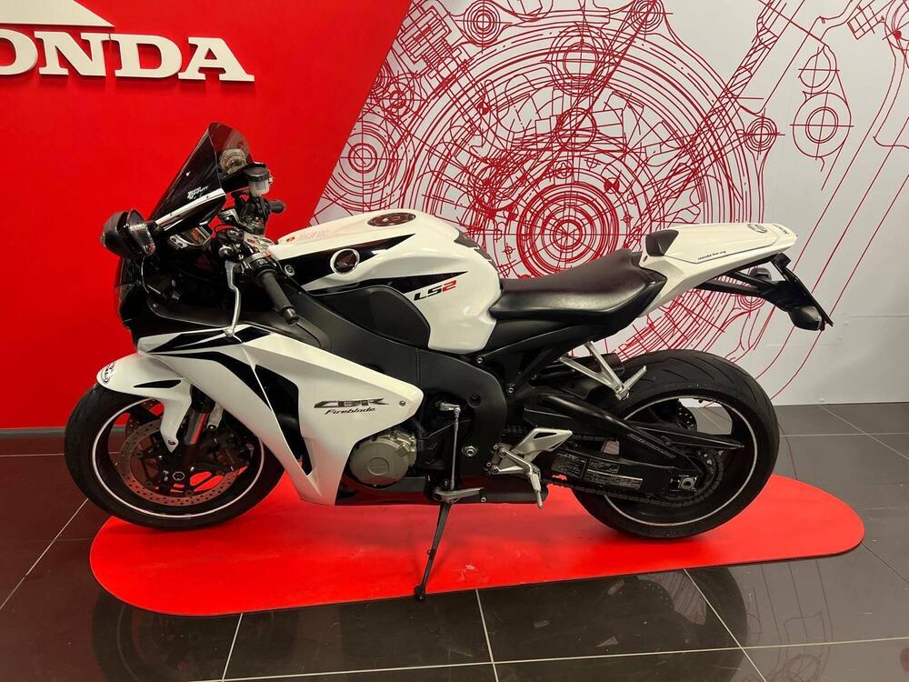 Honda CBR 1000 RR Fireblade (2008 - 11) (4)