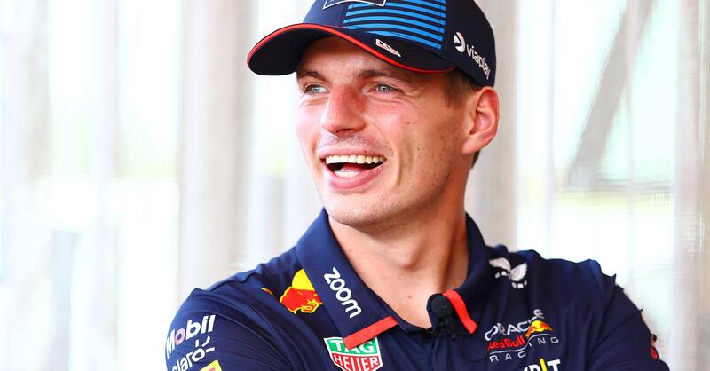 Max Verstappen non vuole correre in Formula 1 fino a 40 anni: &ldquo;Vorrei fare dell&rsquo;altro&rdquo;. E sulla Ferrari dice..