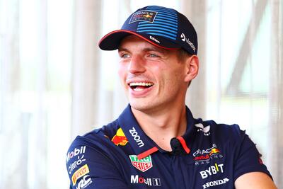 Max Verstappen non vuole correre in Formula 1 fino a 40 anni: &ldquo;Vorrei fare dell&rsquo;altro&rdquo;. E sulla Ferrari dice..