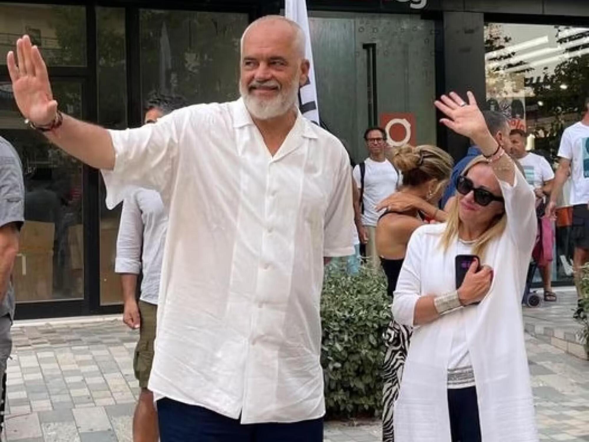 Giorgia Meloni con Edi Rama