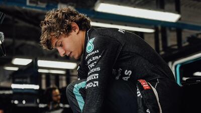 F1. GP Monza, Kimi Antonelli dopo l'incidente: "Ho spinto troppo, non mi sento molto bene"