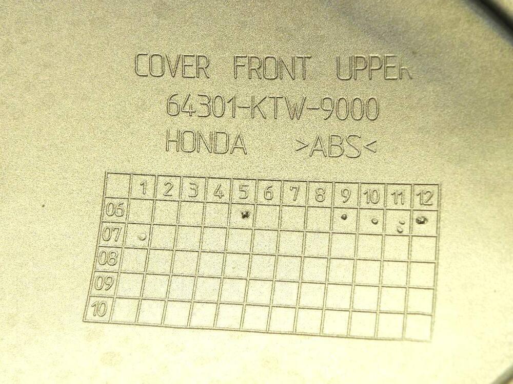 Carena anter. scudo centrale mascherina + griglia Honda (6)