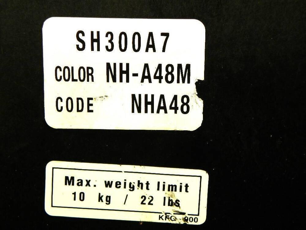 Carena vano sottosella portacasco per Honda SH 300 (10)