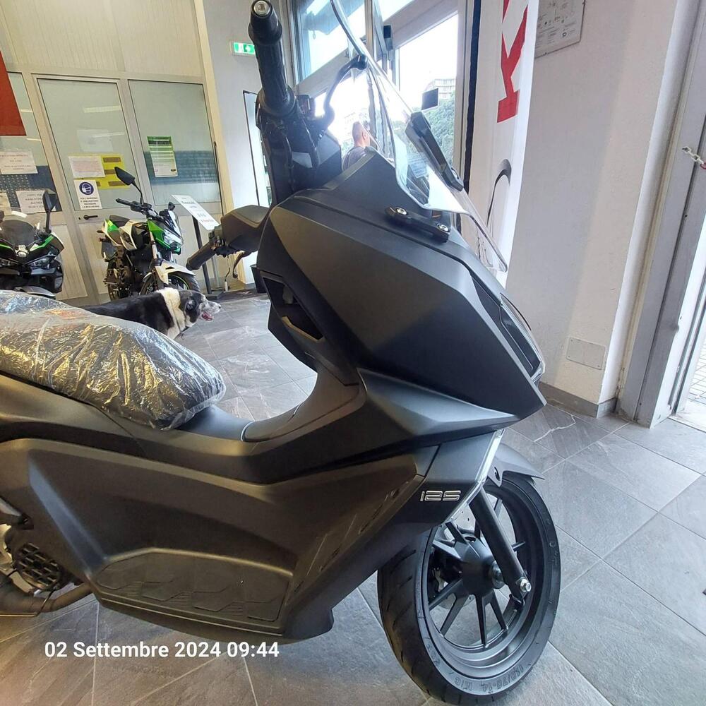 Kymco Skytown 125i (2024 - 25) (5)