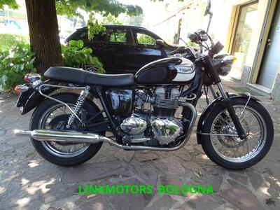 Triumph Bonneville T100 (2001 - 07) usata