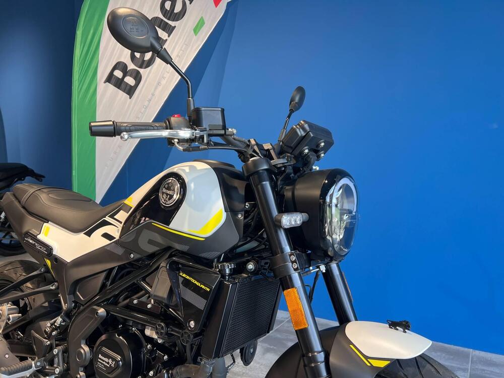 Benelli Leoncino 250 (2021 - 25) (2)