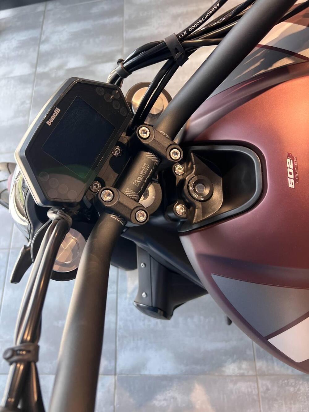 Benelli 502 C (2021 - 25) (4)