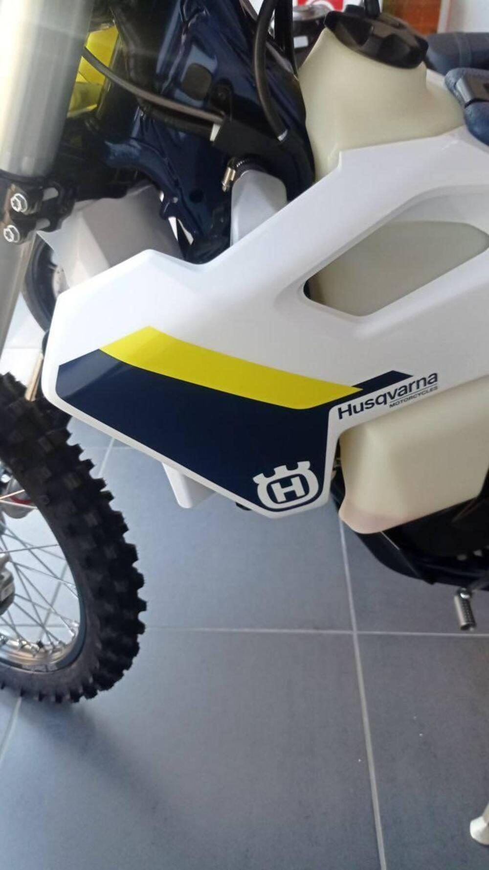 Husqvarna TE 125 (2025) (5)