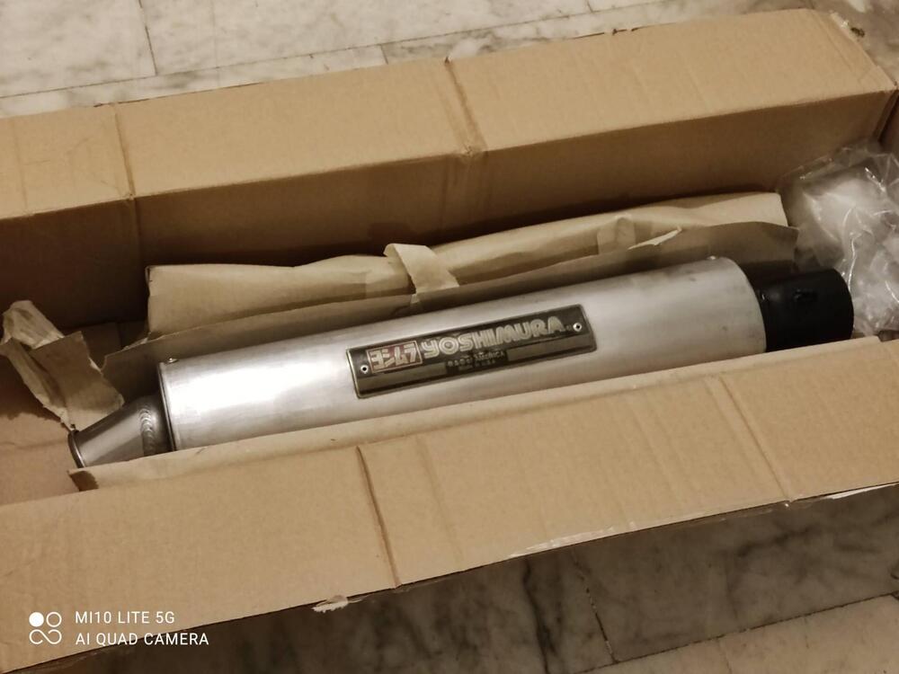 Scarico Yoshimura per Suzuki d'epoca (4)