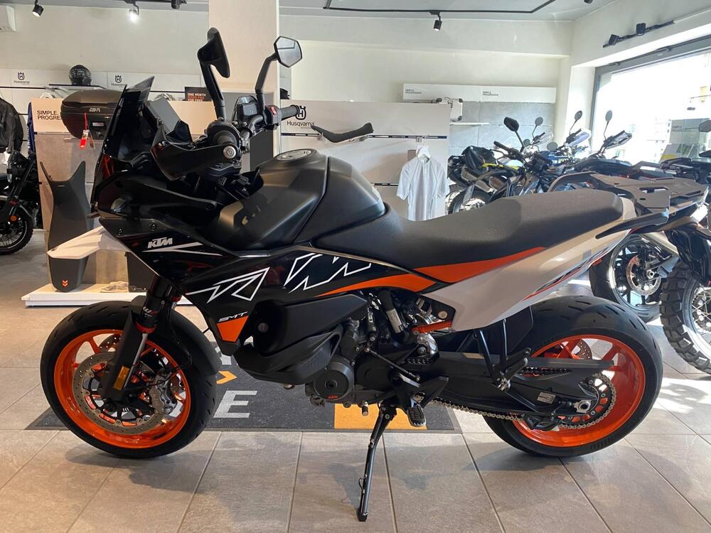 KTM 890 SMT (2023 - 26)