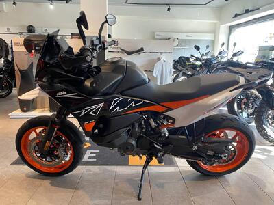 KTM 890 SMT (2023 - 26) usata
