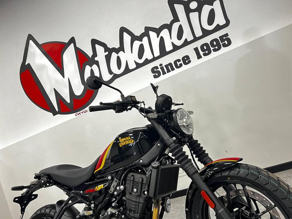Royal Enfield Guerrilla 450 (2024 - 25) (2)