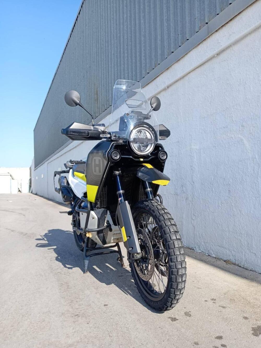 Husqvarna Norden 901 (2022 - 25) (5)