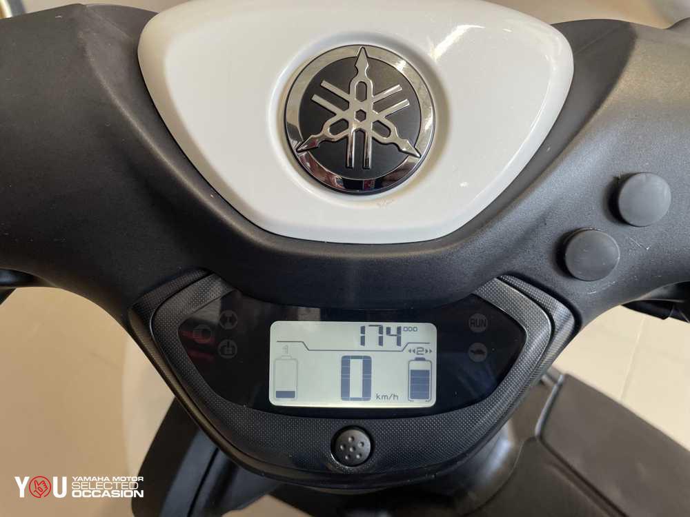 Yamaha Neo's L1e (2022 - 25) (2)